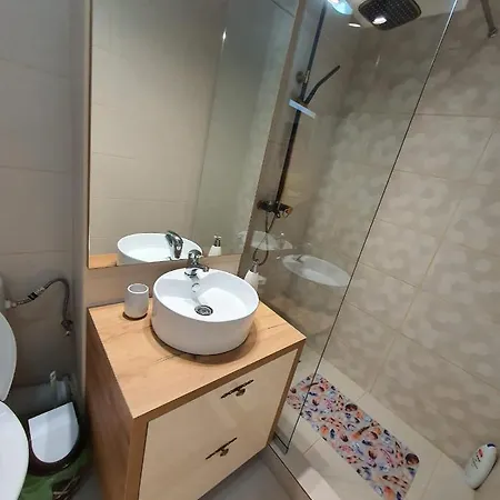 Listone' 13 Mamaia Nord Apartment *